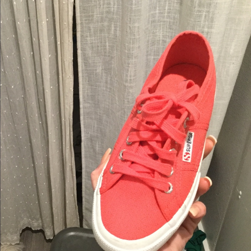 SUPERGA